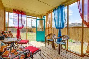 New Mexico Cottage Hot Springs Fed Tub On-Site